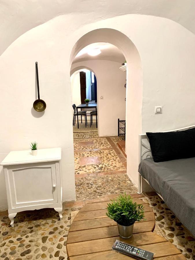 Casa Cueva Castillo Perales de Tajuna エクステリア 写真