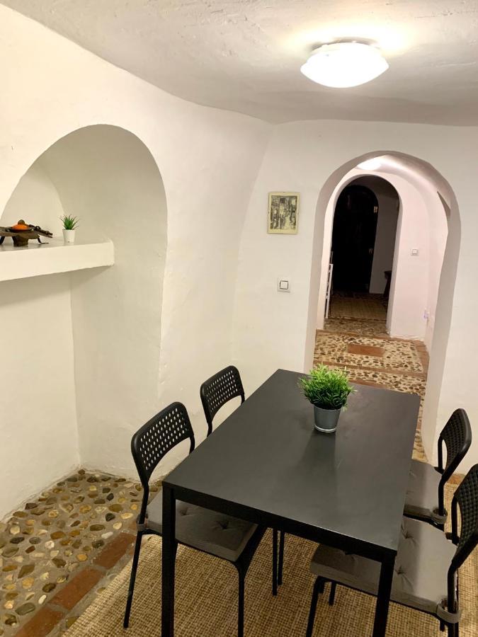 Casa Cueva Castillo Perales de Tajuna エクステリア 写真